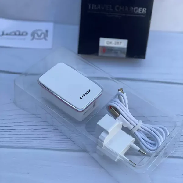 شارژر دیواری دکین مدل DK-287 به همراه کابل تبدیل microUSB